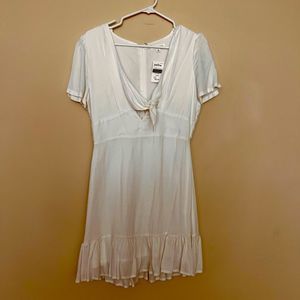 Never worn NWT White Sun Dress Size small